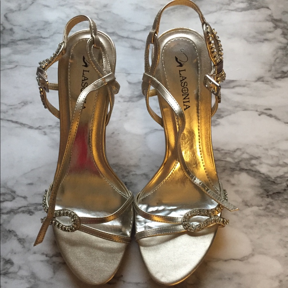 Formal dress shoes